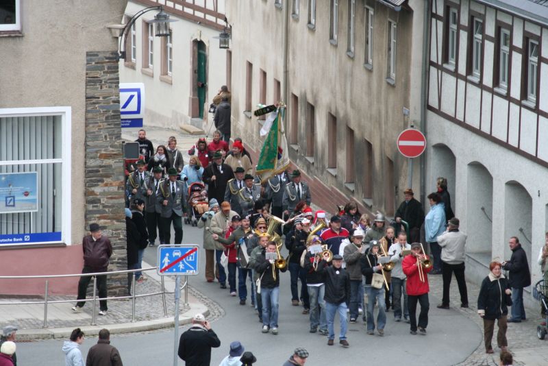 Schl&uuml;ssel&uuml;bergabe