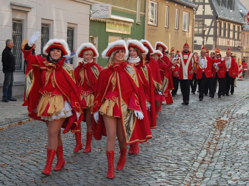 Schl&uuml;ssel&uuml;bergabe