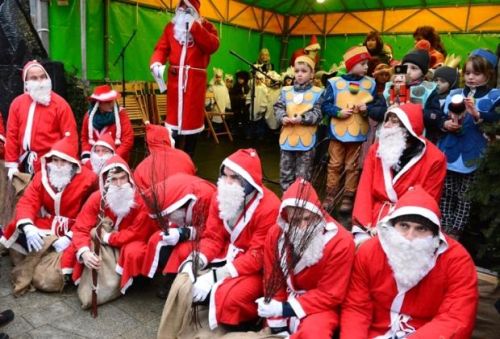 Weihnachtsmannparade