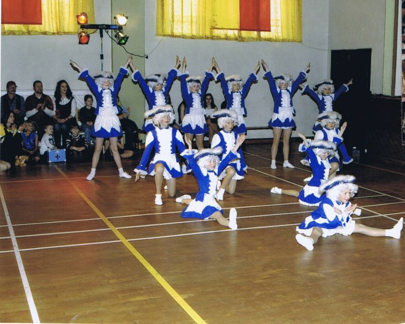 Kinder- und Jugendtanzschau