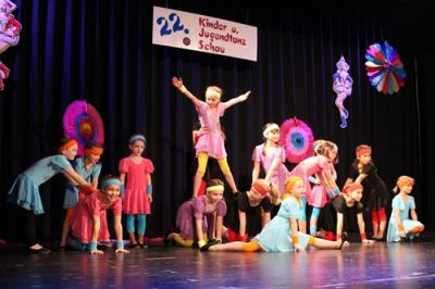 Kinder- und Jugendtanzschau