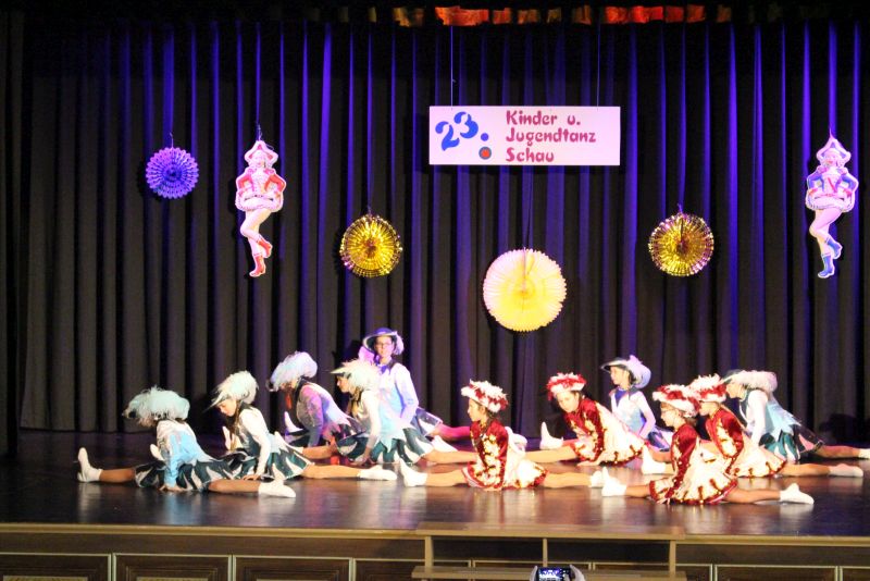 Kinder- und Jugendtanzschau