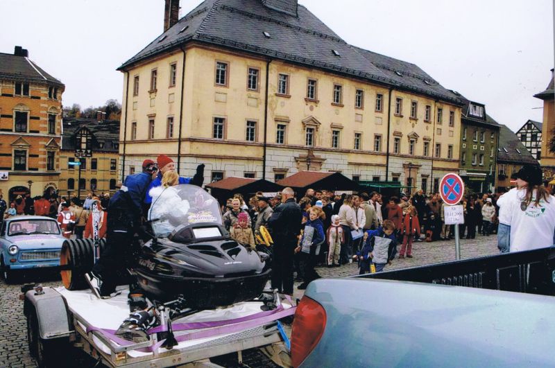 Schl&uuml;ssel&uuml;bergabe