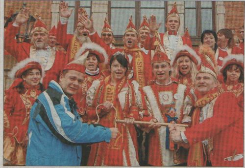 Schl&uuml;ssel&uuml;bergabe